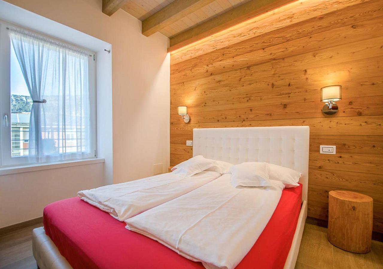 Casa Tosca - Holiday Home Torbole Sul Garda Exterior photo